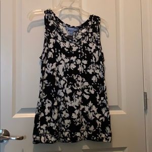Simply Vera by Vera Wang tank